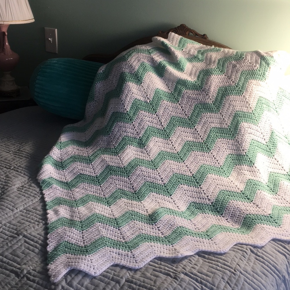 Vintage crocheted baby Afghan green and white